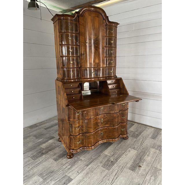 Double Curved Barok Tabernakel Secretaire, German, 1750 For Sale - Image 4 of 18