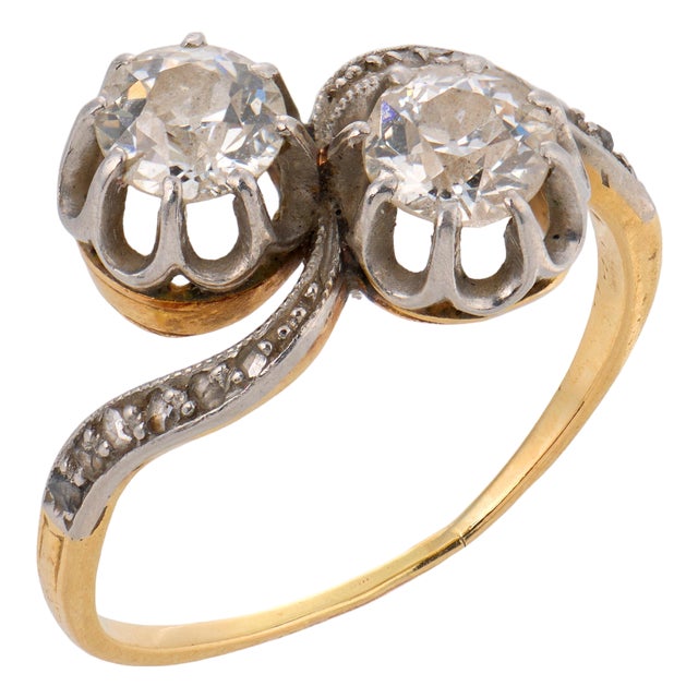 1910s Edwardian Diamond 18k Yellow Gold Toi Et Moi Ring, Size 5.75 For Sale