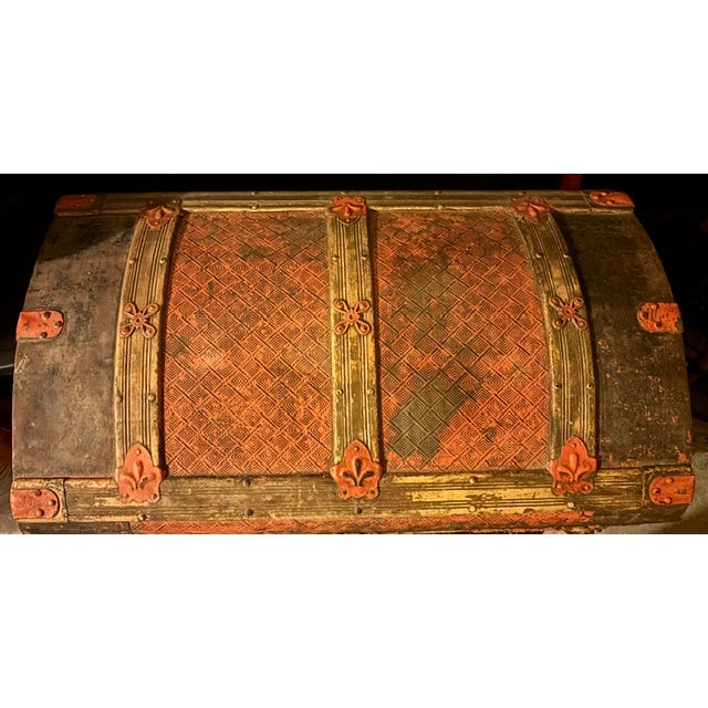 Late 19th Century PCW-Victorian High End Dome Top Bridal Steamer Trunk W/Historical Extra! For Sale - Image 10 of 18