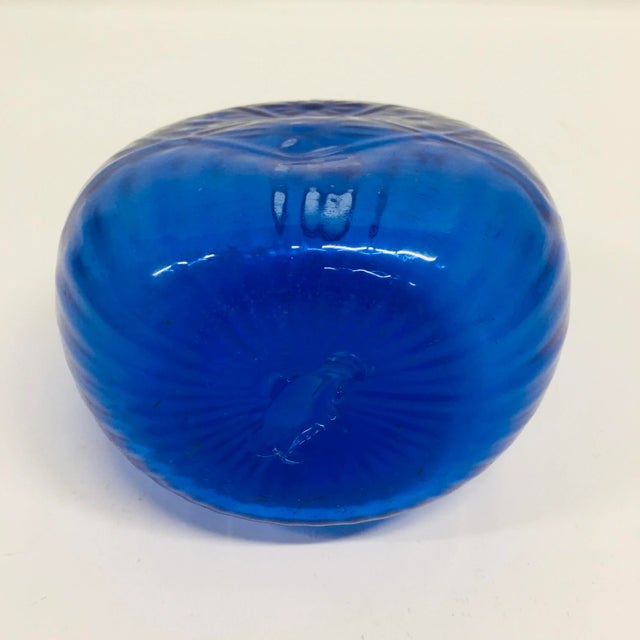 English 1930s Hand Blown Cobalt Glass Bottle For Sale - Image 3 of 4