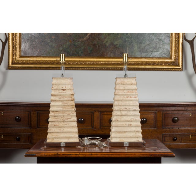 Mid-Century Modern Pair of Italian Midcentury Pyramidal Shaped Fragment Table Lamps with Lucite For Sale - Image 3 of 11