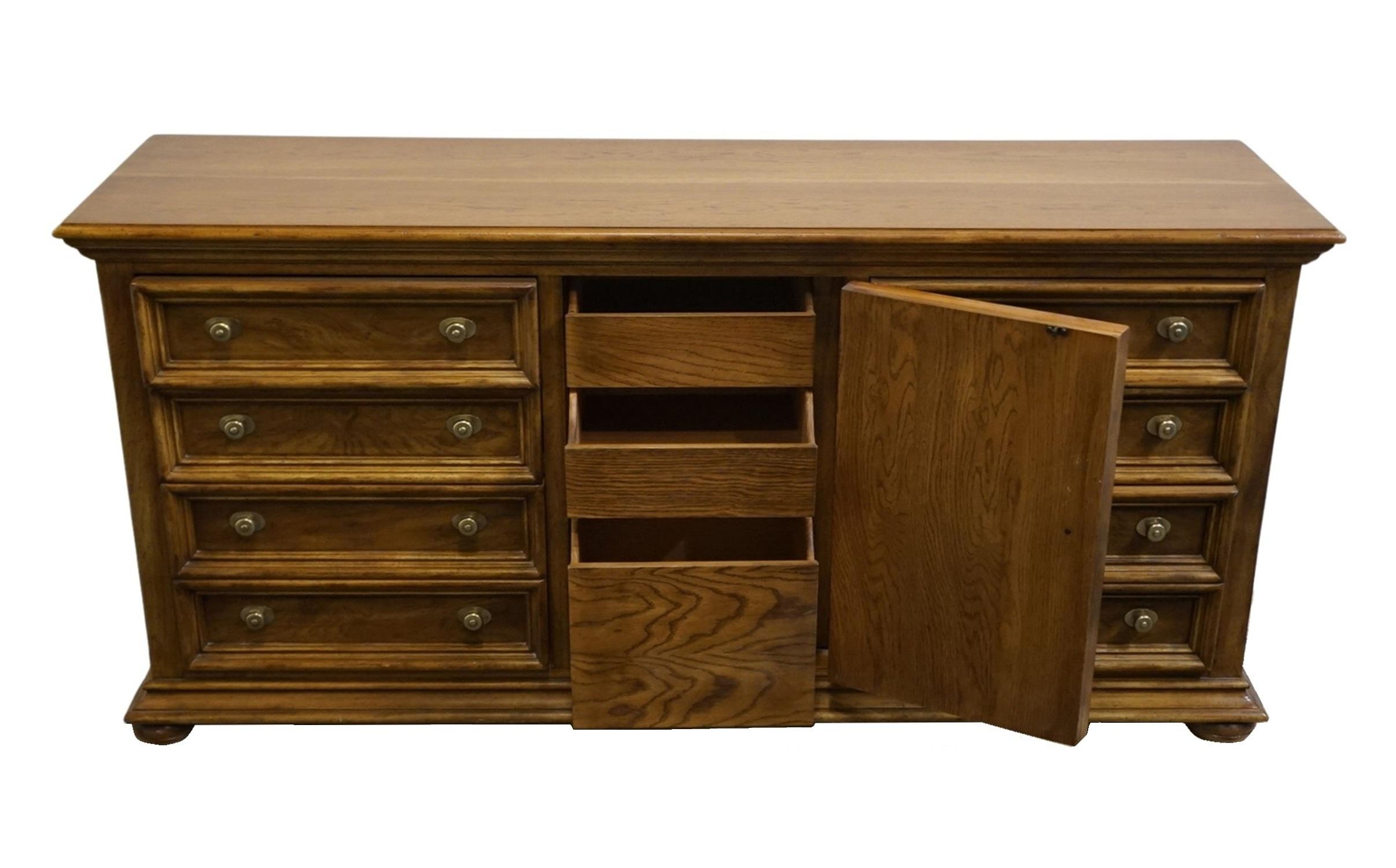 Late 20th Century Drexel Heritage Chartwell Collection Rustic
