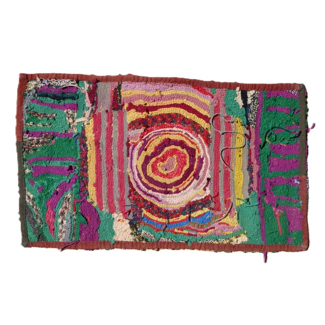 1940s Pair of Folk Art Vintage Hand Hooked Textile Wall Decorations 1940s For Sale - Image 5 of 12