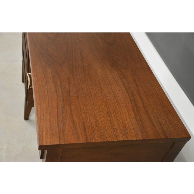 Brown 1960s Restored Walnut Mid Century Desk by Pepplers Furniture For Sale - Image 8 of 11