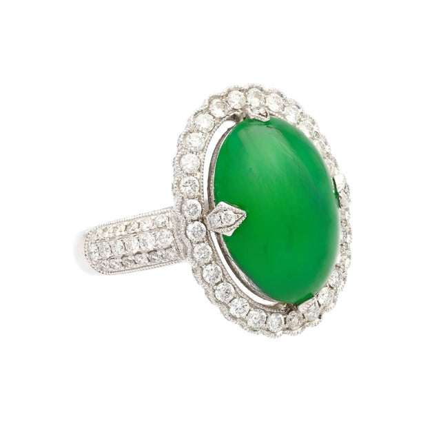 Kelly Green Vintage 7.29 Carat Jadeite Jade "A" Ring With Round Diamond Halo & 18k Milgrain Size 6 For Sale - Image 8 of 9