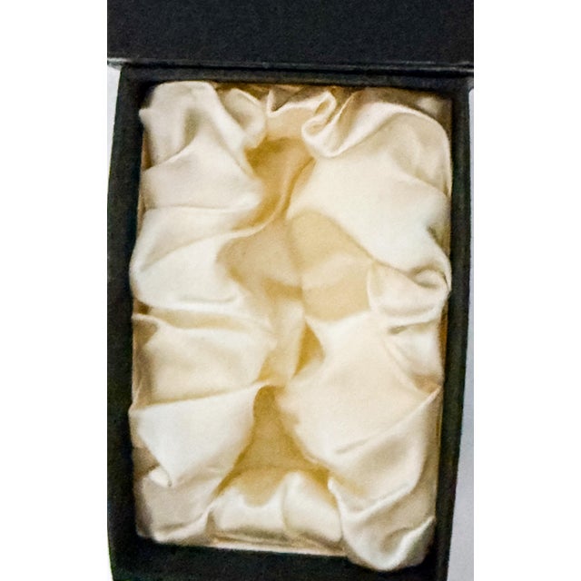 2006 Fitz and Floyd Guild Collection Jeweled Flamingo Figurine With Box For Sale - Image 11 of 12