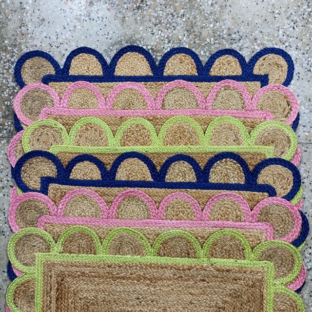 Handwoven Natural Jute Bath Rug With Pink Scalloped Border For Sale - Image 11 of 12
