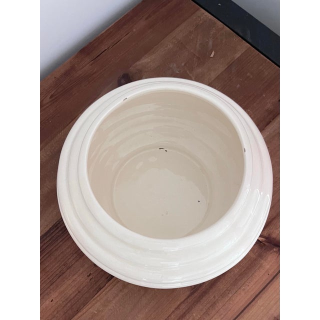 Ivory Late 20th Century Haeger Beehive Ivory Ceramic Cachepot For Sale - Image 8 of 10