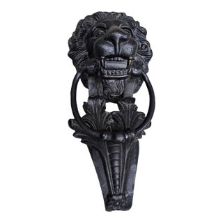 Traditional Lion Head Door Knocker in Cast Iron For Sale