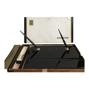 Rare Vintage Large Black Onyx Sheaffer Desk Set Comes With 2 Sheaffer White Dot Pens as Well as 2 Gold Nib Pens.
