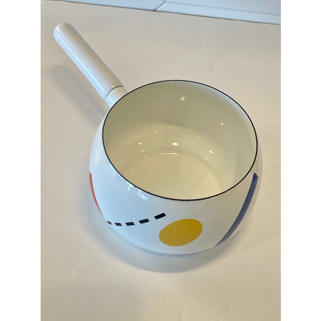 1980's Memphis Style Sam Leibowitz Copco Enamel Geometric Design Saucepan For Sale - Image 4 of 11