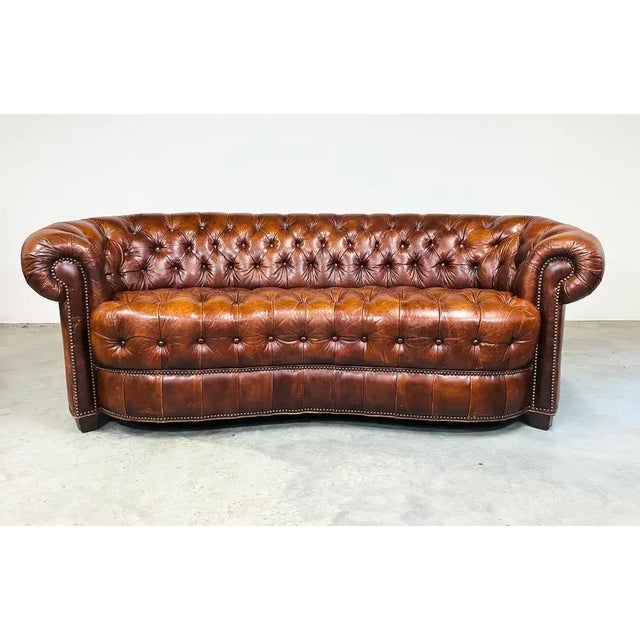 1990s 1990s Henredon Chesterfield Crescent Sofa, Brown Leather, Tufted For Sale - Image 5 of 9