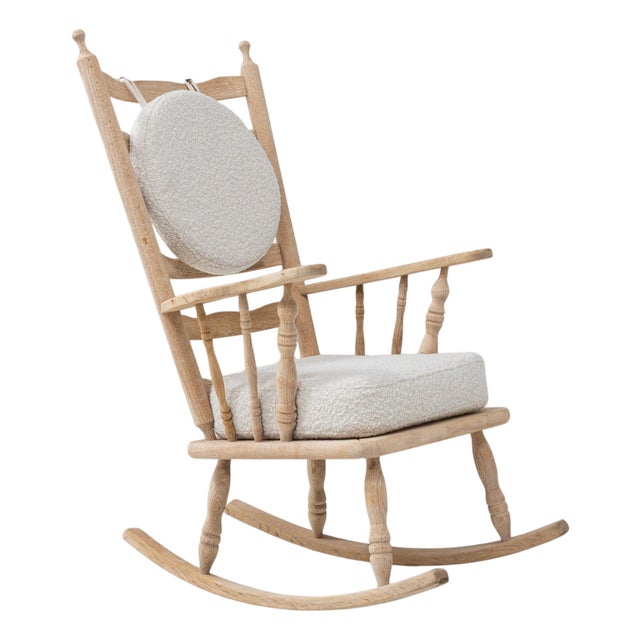 20th Century French Spindle-Back Oak Rocking Chair with Bouclé Cushions For Sale
