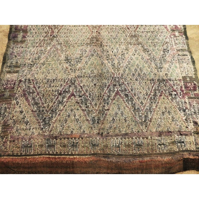 Lush wool pile on wool foundation. Authentic color variation throughout.