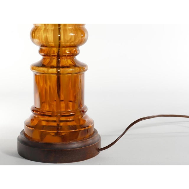 Scandinavian Modern Amber Glass Table Lamp by Miranda, 1970s For Sale - Image 12 of 18