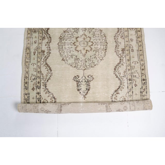 1960s Neutral Home Decor, Earthy Tones Rug For Sale - Image 10 of 10