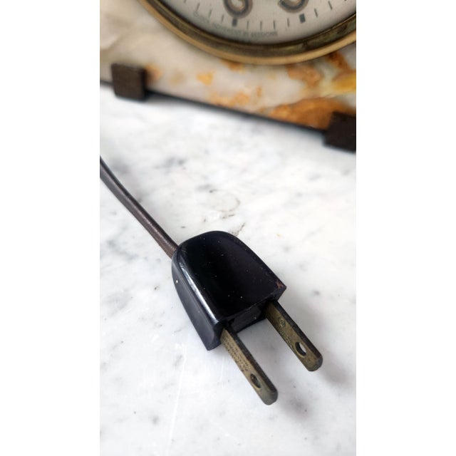 1930s Art Deco Onyx Desk Clock by Sessions – Electric Stone Mantle Clock, Brass Bezel For Sale - Image 12 of 18