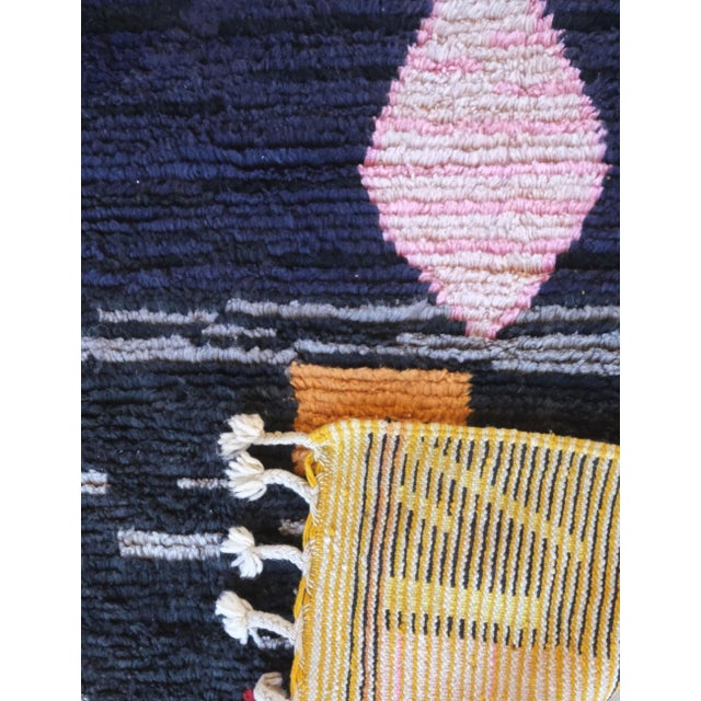 Moroccan Boujad Wool Rug - 10.2 X 7.6 Ft For Sale In Cleveland - Image 6 of 8