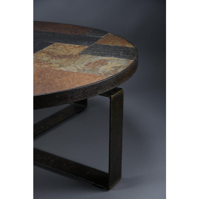 Paul Kingma Brutalist Round Coffee Table in Norwegian Slate, Concrete and Hammered Brass attributed to Paul Kingma, Netherlands, 1970s For Sale - Image 4 of 14