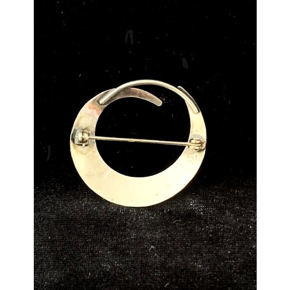 1970s Beau Sterling Modernist Circle Swirl Pin / Brooch For Sale - Image 4 of 9