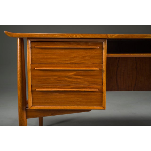 Mid-Century Danish Teak Executive Desk by Arne Vodder for H.P. Hansen, 1960s For Sale - Image 10 of 18