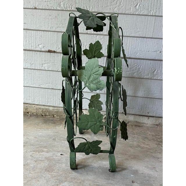 1980s Vintage Green Metal Grapevine Scroll 10-Bottle Large Wine Holder Rack For Sale - Image 4 of 8