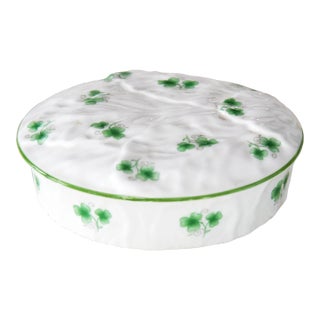 1960s Coalport “Erin” Round Box and Lid With Shamrocks 2 Available For Sale