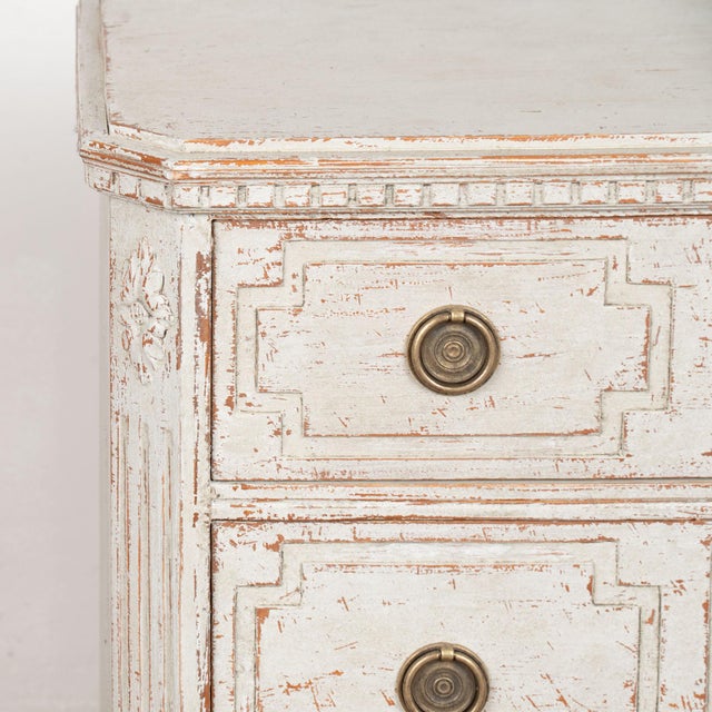 Wood Pair of 20th Century Danish Pine Chests of Three Drawers For Sale - Image 7 of 15