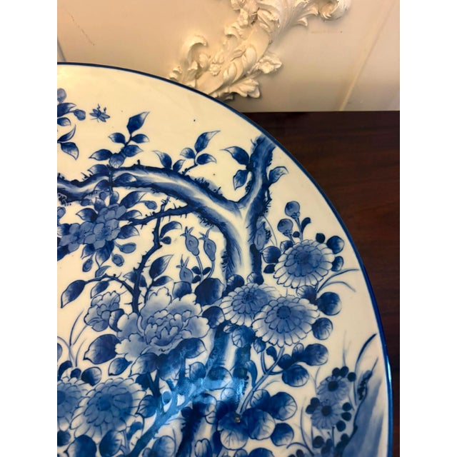 Large Antique Japanese Arita Imari Blue and White Porcelain Chargers, 1900, Set of 2 For Sale - Image 9 of 18
