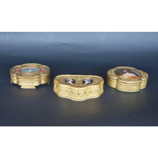 French Set of Three 19th Century French Boxes For Sale - Image 3 of 9