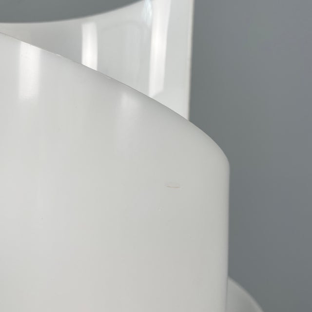 Plastic Italian Opaline Acrylic Glass Table Lamp by Vico Magistretti for Artemide, 1970s For Sale - Image 7 of 18