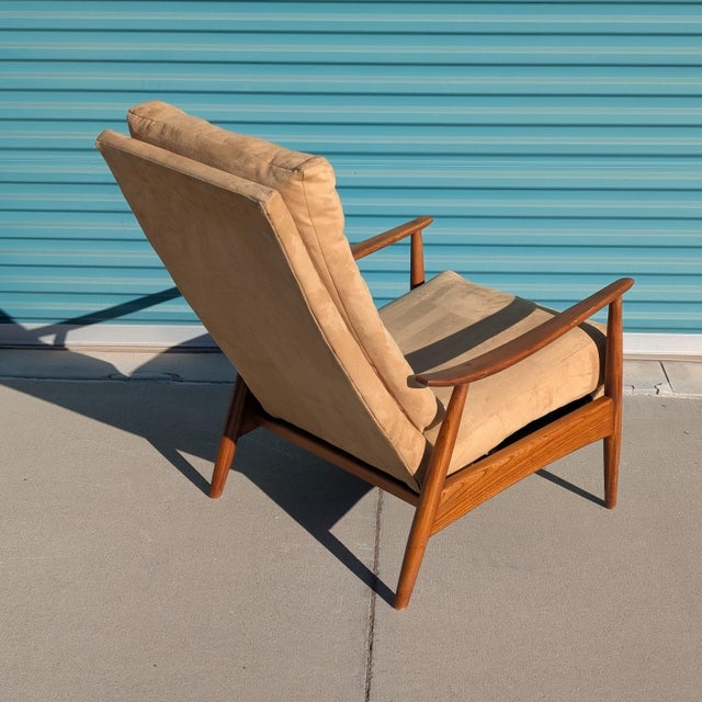 Mid-Century Modern Reclining Lounge Chair Attributed to Milo Baughman for Thayer Coggin, C1960s For Sale - Image 15 of 16