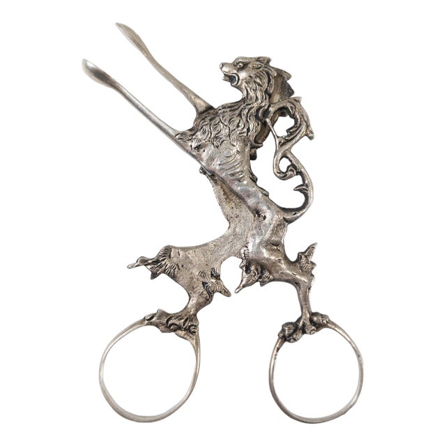 19th Century South German 800 Silver Sugar Tongs With Lion Rampant For Sale