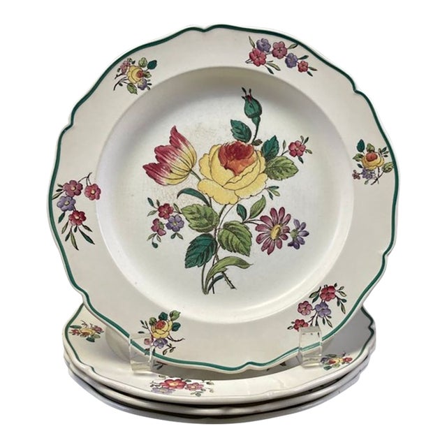 Vintage Wedgwood Etruria English Floral Creamware Salad Plates With Scalloped Green Rims — Set of Four For Sale