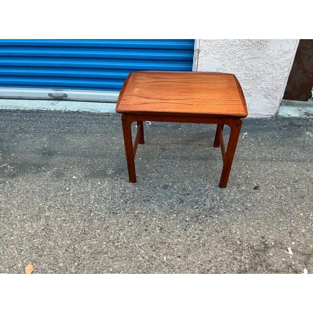End Table by Peter Hvidt and Orla Mølgaard-Nielsen For Sale - Image 4 of 12