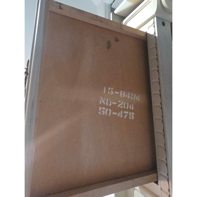 Late 20th Century Ethan Allen Off-White Drop-Leaf Accent Table With Drawer For Sale - Image 10 of 10