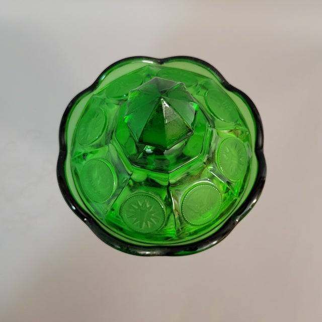 Glass 1960s Fostoria Coin Emerald Green Glass Jar, Apothecary Shape For Sale - Image 7 of 9