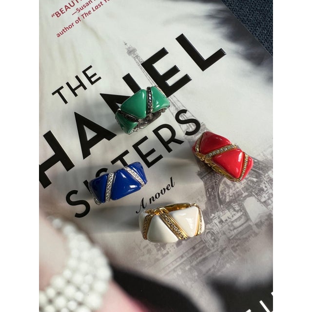 Diamond Navy Blue Enamel Flexible Italian Eternity Band Unique White Gold Ring, Size 6 For Sale - Image 16 of 18