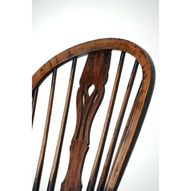 Antique English Highback Windsor Dining Chairs, Set of 4 For Sale - Image 17 of 18