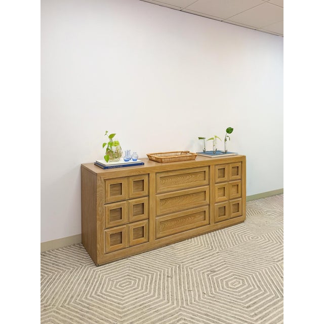 Mid 20th Century Thomasville Blonde Oak 9-Drawer Dresser Vintage Bedroom Storage For Sale - Image 10 of 15