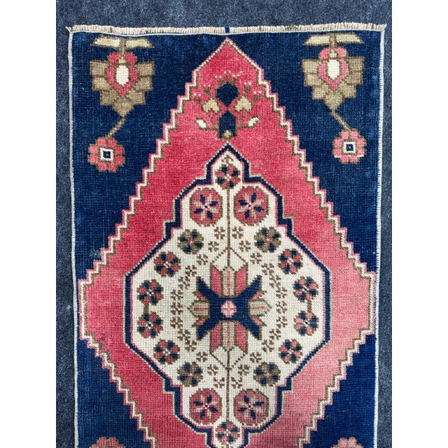 Turkish Yastik Rug 1'7" x 2'10" For Sale - Image 4 of 5
