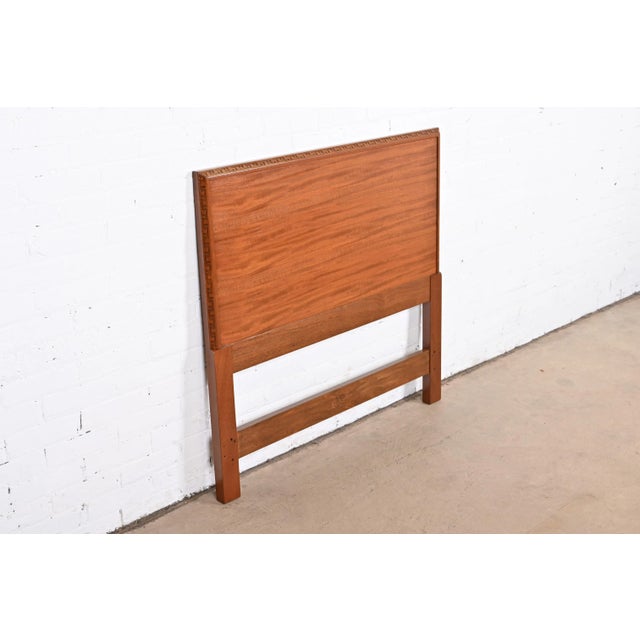 Wood Frank Lloyd Wright Taliesin Mahogany Twin Headboard, Newly Restored For Sale - Image 7 of 12