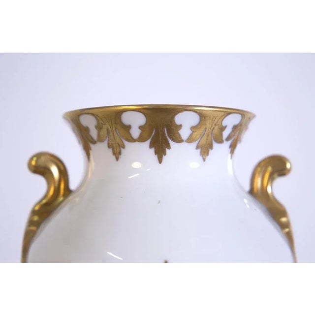Precious Italian vase from the 1950s made by the great silversmith Arrigo Finzi. The vase is made in fine porcelain. Its...