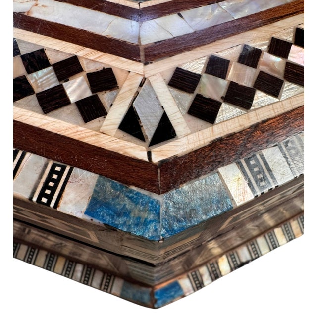 Early 20th Century Magestic Syrian Inlaid Treasure Boxes For Sale In Austin - Image 6 of 17