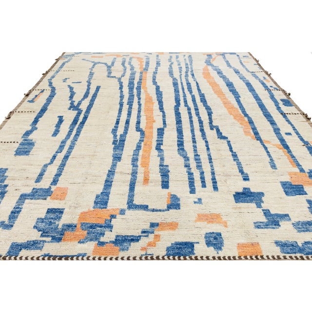 2020s 10 X 13 Handmade Moroccan Style Wool Rug in Beige With Abstract Pattern For Sale - Image 5 of 9