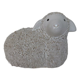 English Staffordshire-Style Glazed Ceramic Recumbent Lamb Sculpture For Sale