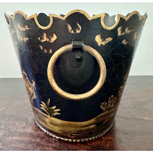 Black With Gold Accents Painted Tole Chinoiserie Cachepot With Ring Handles For Sale In Savannah - Image 6 of 8