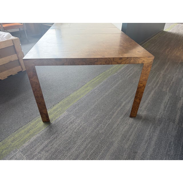 Wood Edward Wormley for Dunbar Olive Burl Dining Table Model D08 W/ Two Leaves – 1973 For Sale - Image 7 of 9