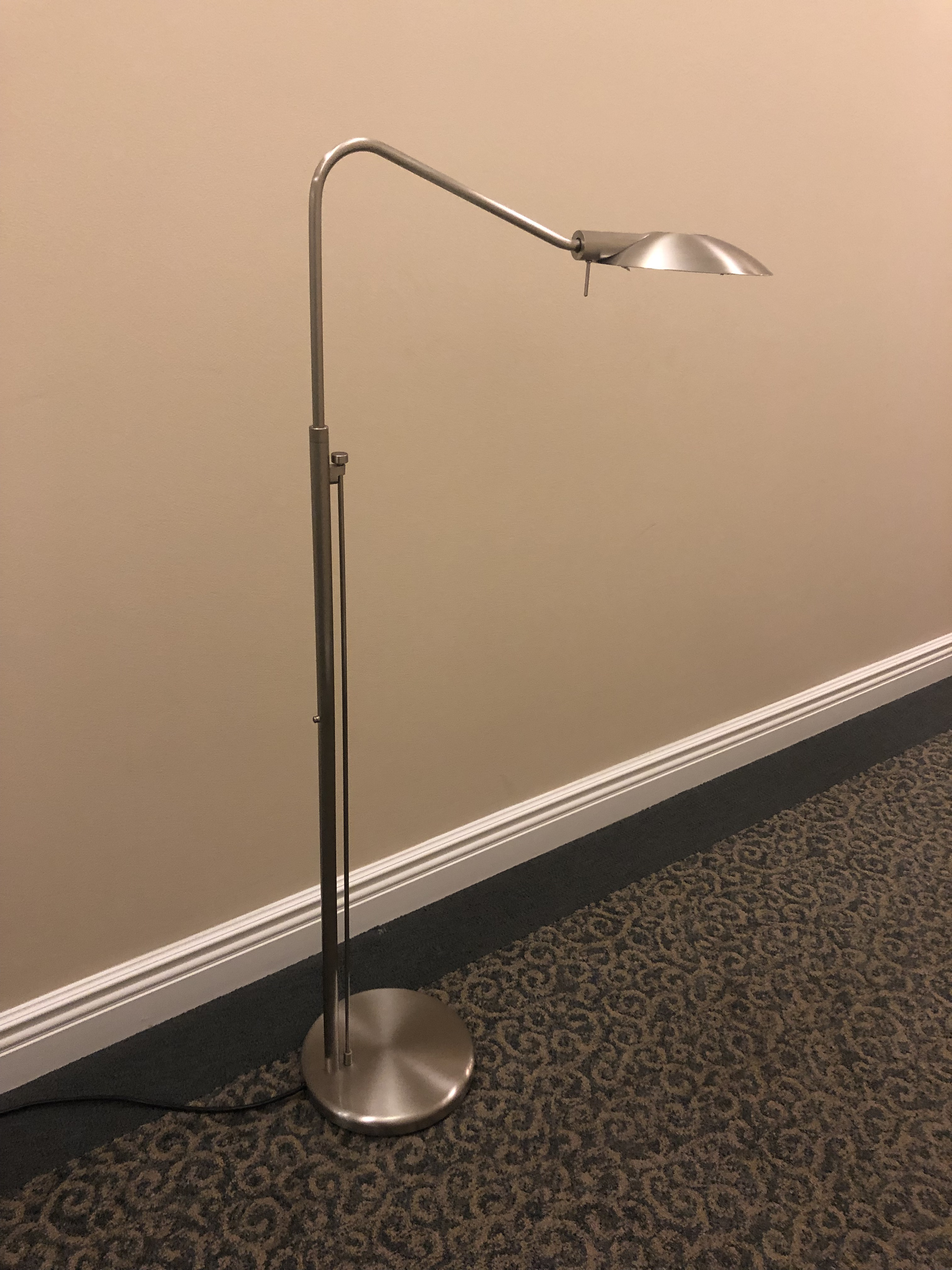 floor lamp with reading arm