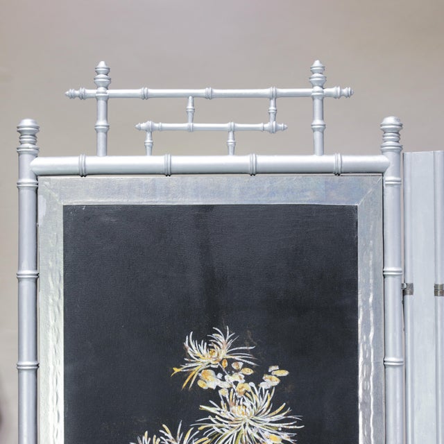 Wood Vintage Chinoiserie Four-Panel Folding Screen – Hand-Painted Floral Motif With Silver Faux Bamboo Frame For Sale - Image 7 of 15